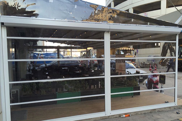 şeffaf store branda